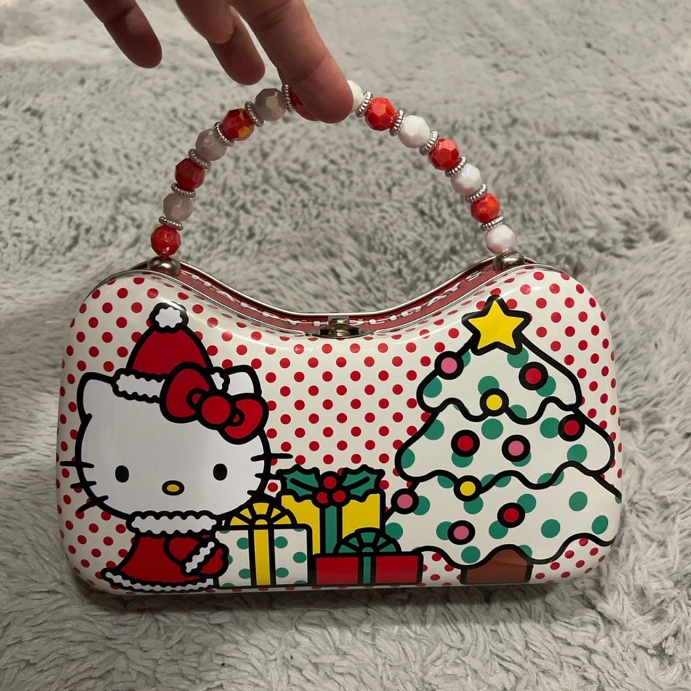 Hello Kitty Christmas Tin Purse
